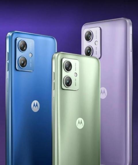 Motorola Moto G64 5G how to open the back cover